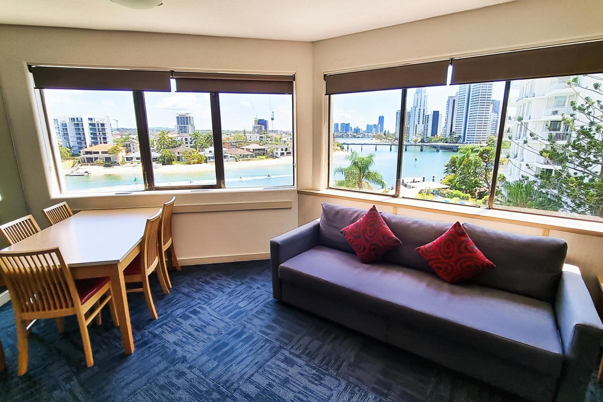 Tiki Hotel Apartments Surfers Paradise Gold Coast Exterior foto