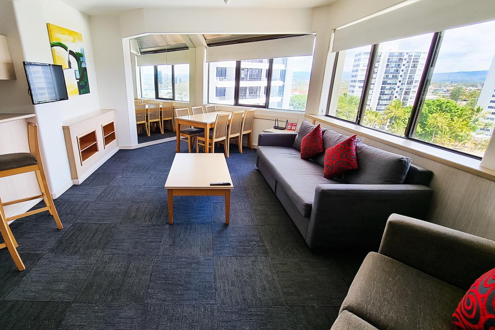 Tiki Hotel Apartments Surfers Paradise Gold Coast Exterior foto