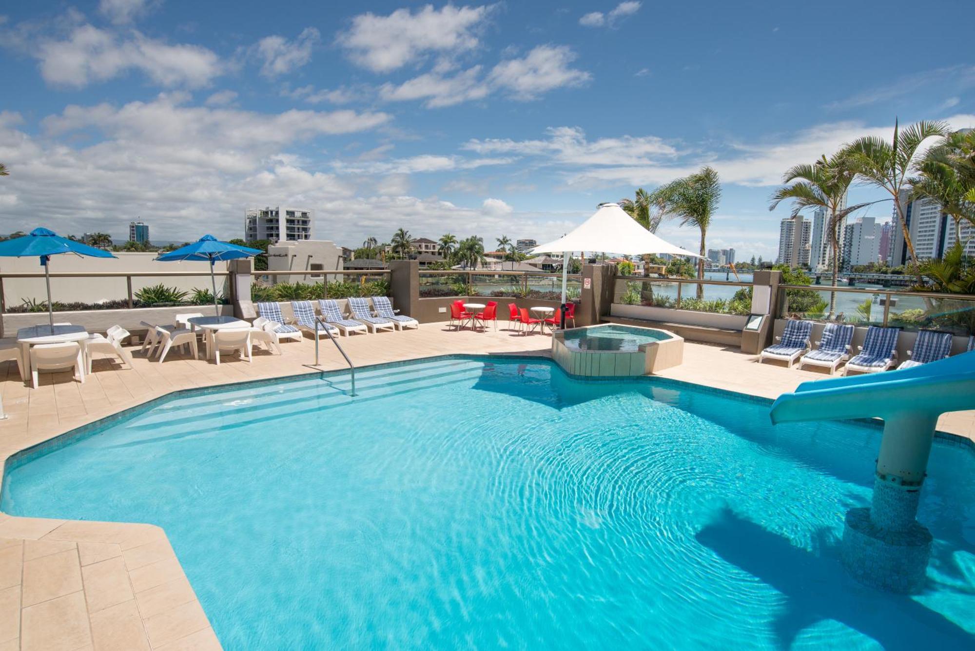 Tiki Hotel Apartments Surfers Paradise Gold Coast Exterior foto